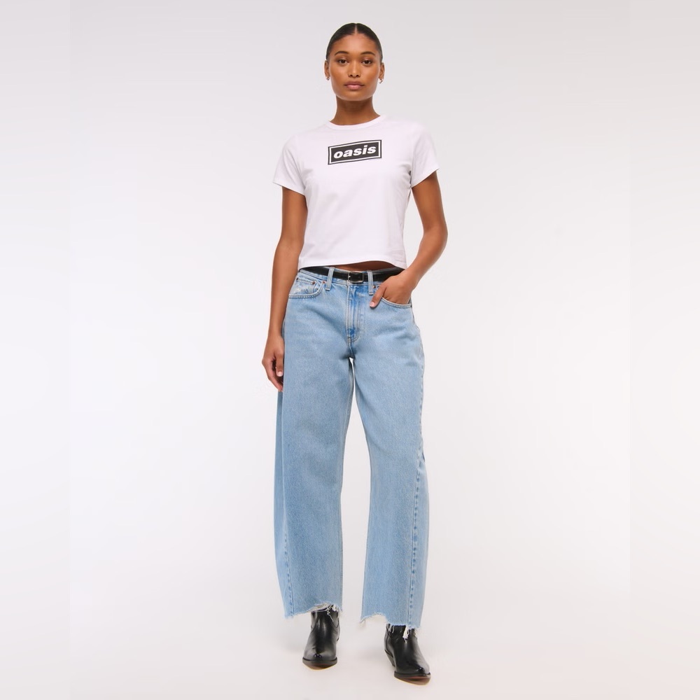 Curve Love Mid Rise Barrel Jean